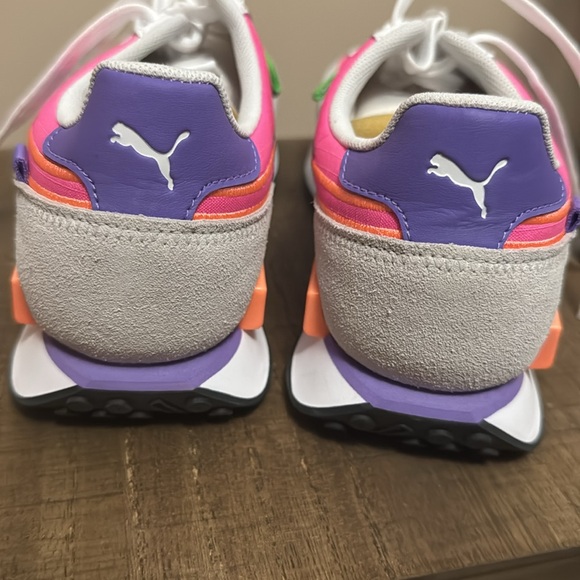 Puma - Picture 7 of 9